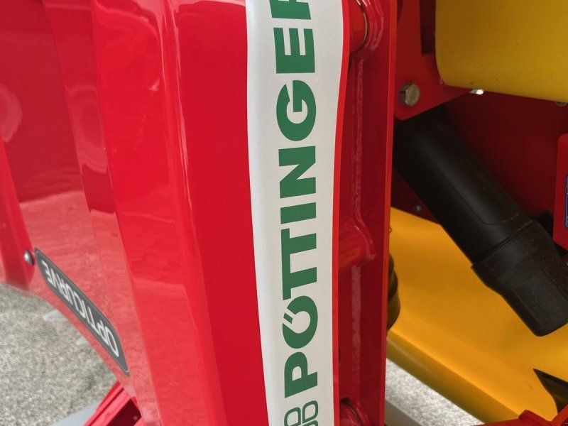Pöttinger Novacat F 3100 OPTICURVE Scheibenmäher