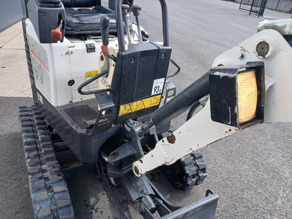 Bobcat E10