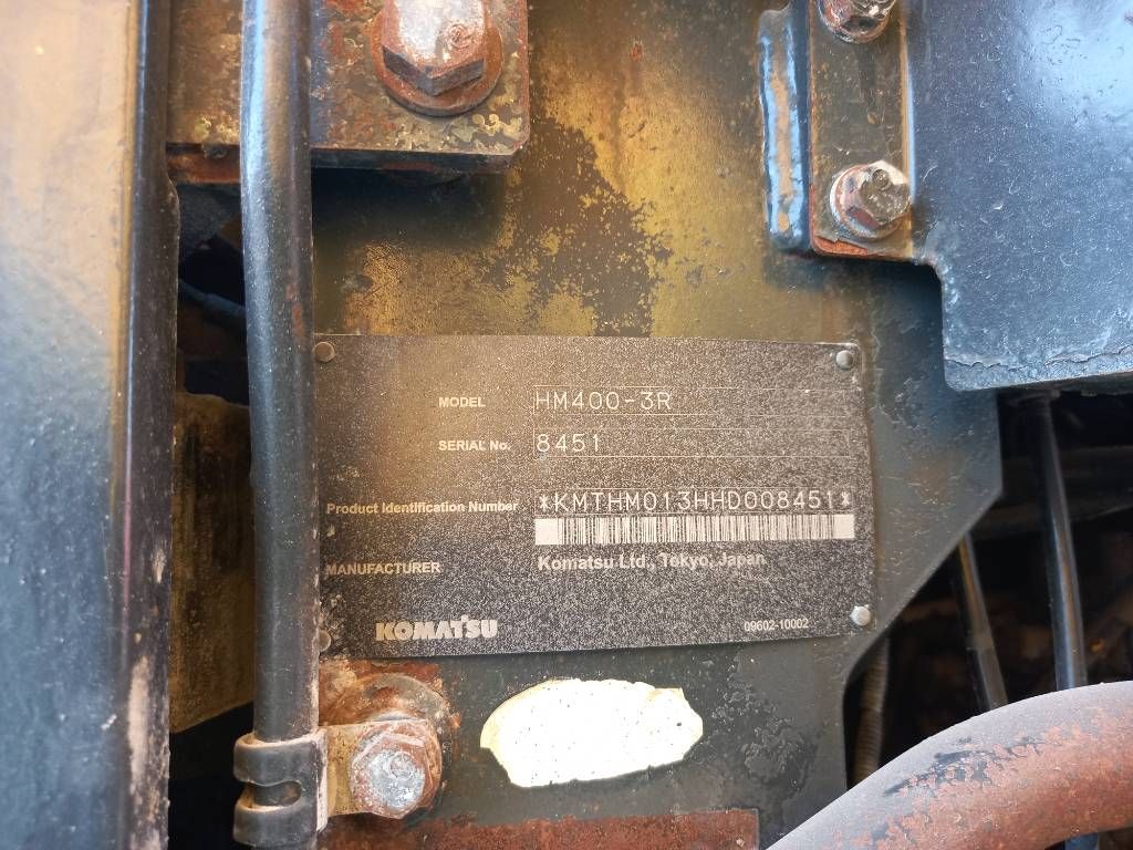 Komatsu HM400-3R (4 pcs available in Abu Dhabi)