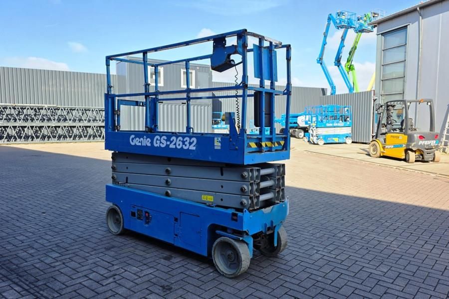 Genie GS2632 Electric, 10m Working Height, Non Marking T