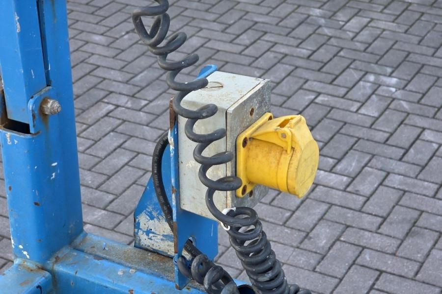 Genie GS3246 Electric, Working Height 11.75 m, 318kg Cap