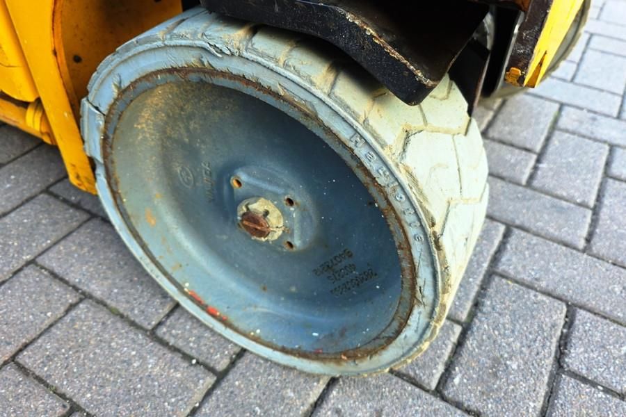 Haulotte Compact 8 Electric, 8.2m Working Height, 350kg Cap