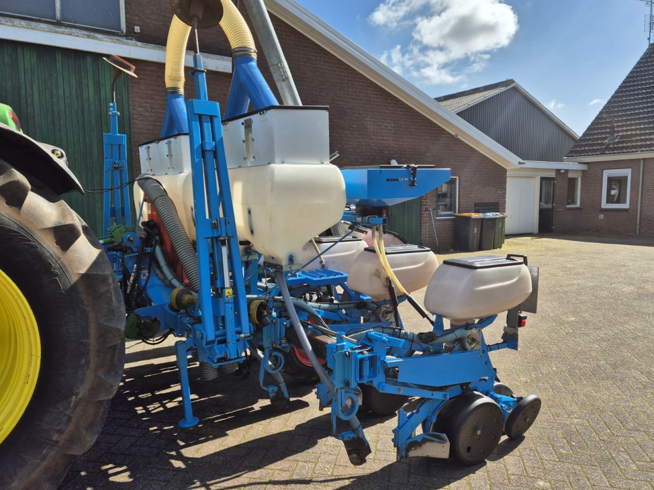 Monosem NG3 Plus maiszaaier maispoter maiszaaimachine