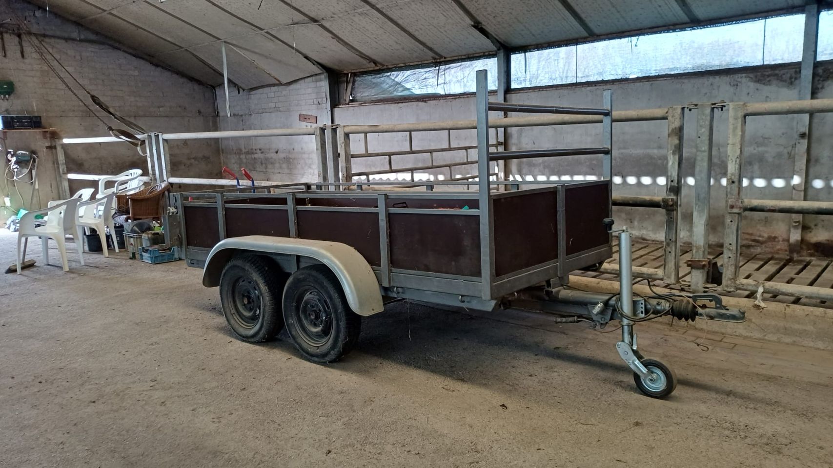 Dubbelasser aanhanger