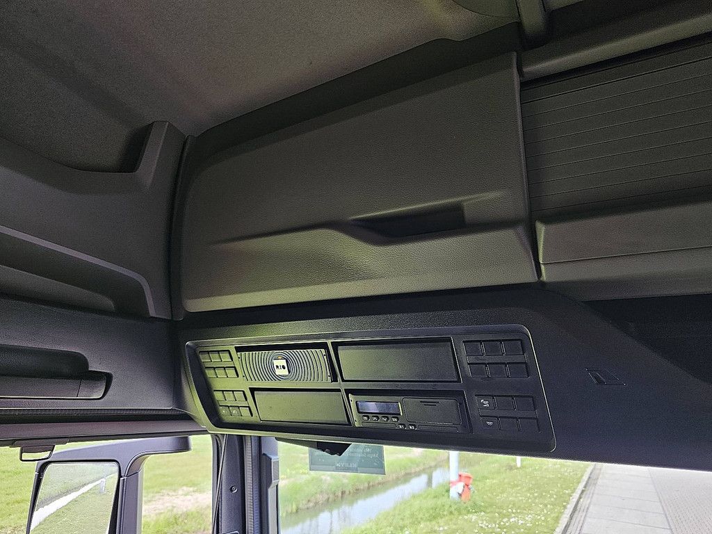 M.A.N. 26.470 TGX tg3 gm 6x2/2 bls