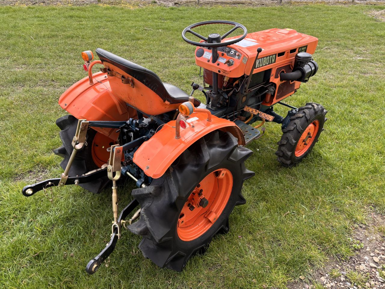 Kubota B7001 4WD