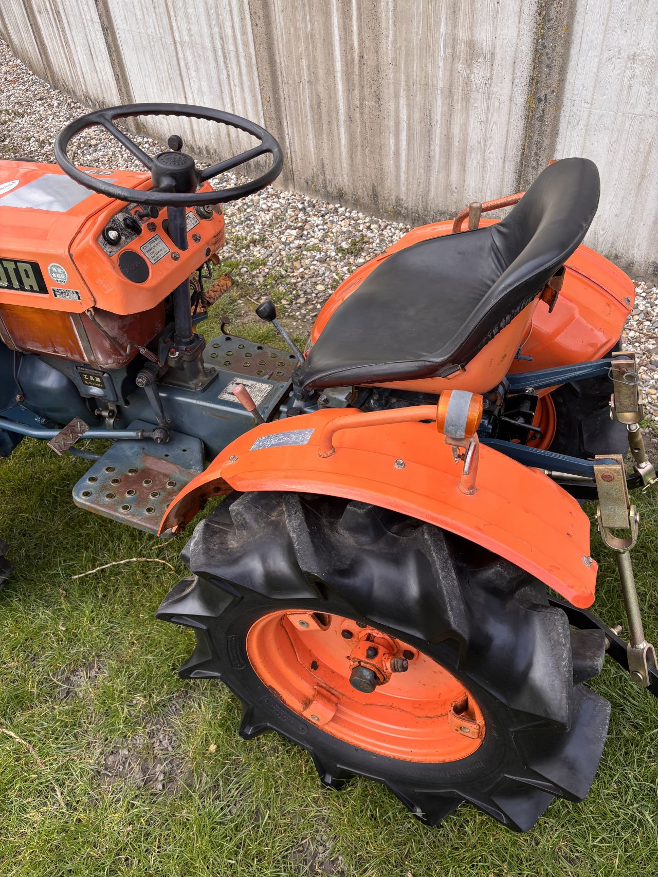 Kubota B7001 4WD