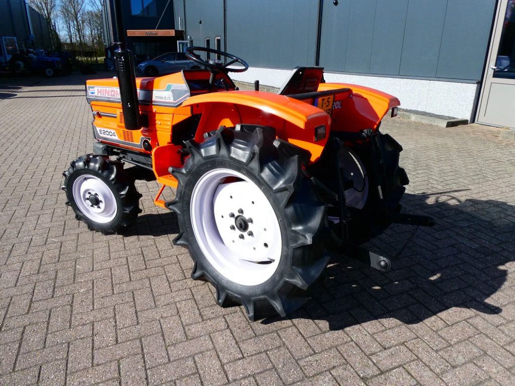 Hinomoto E2004 4wd / 1088 Draaiuren / Miditrekker