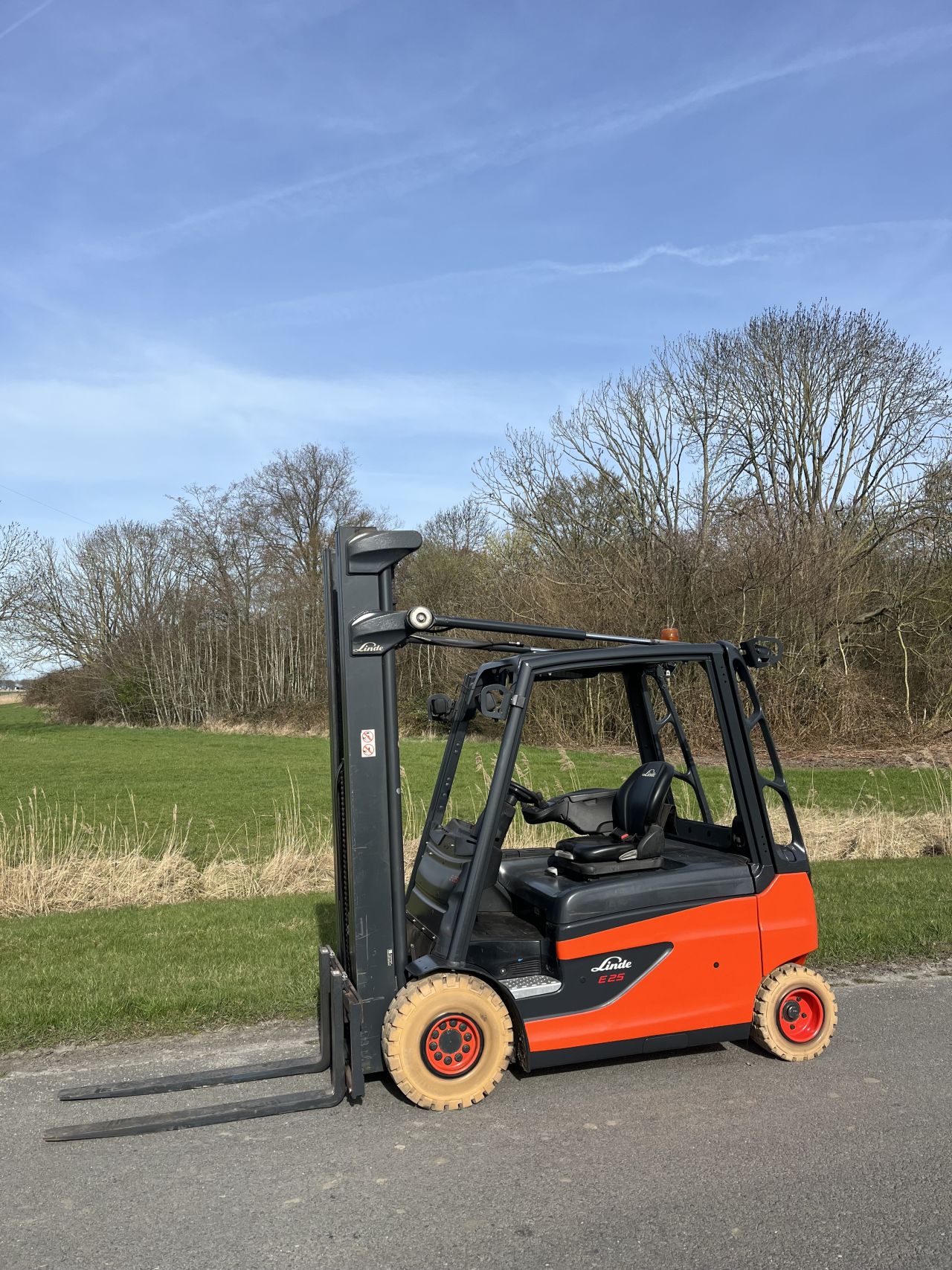 Linde E25L-01 elektrische heftruck triplo sideshift