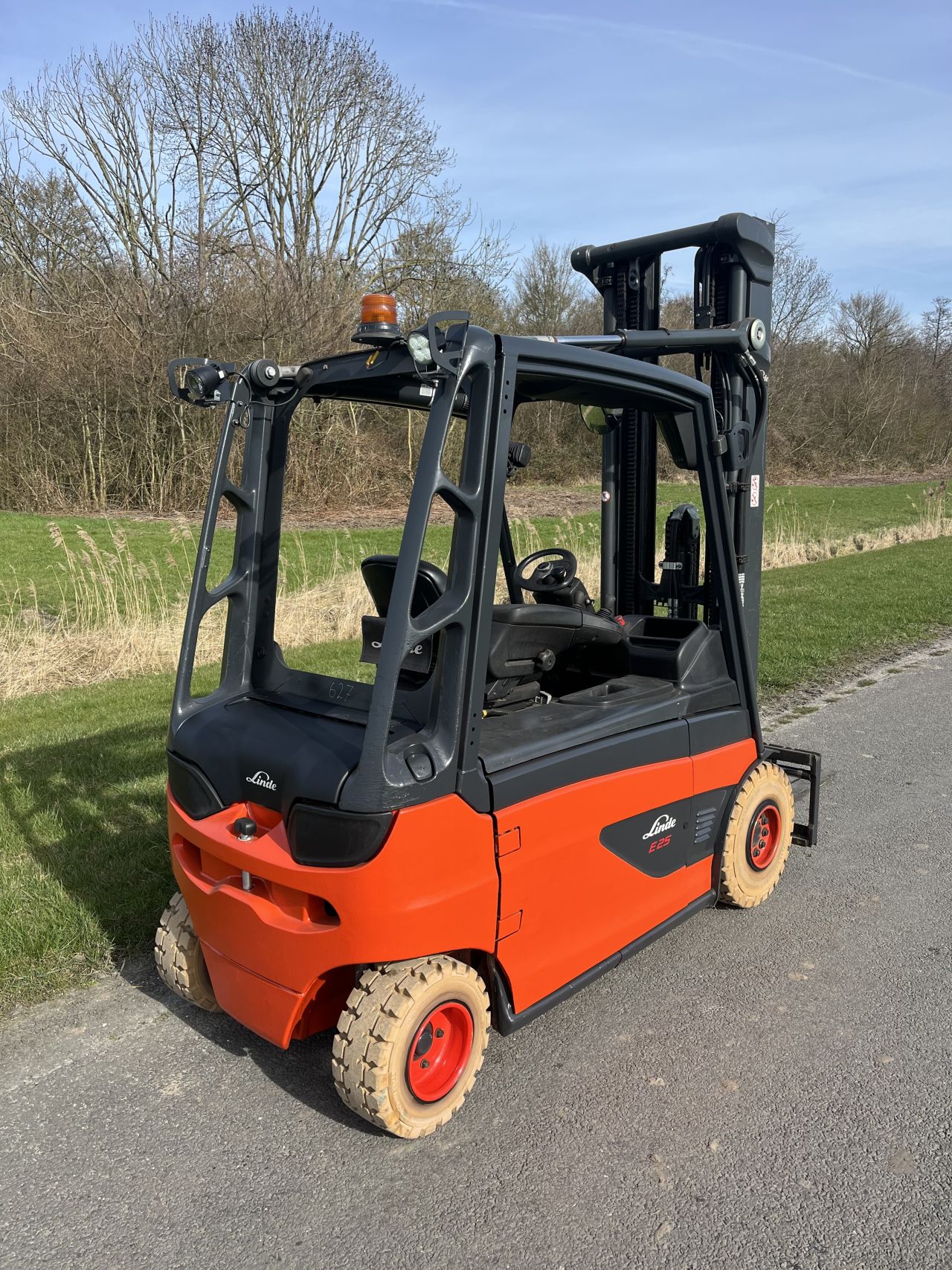 Linde E25L-01 elektrische heftruck triplo sideshift