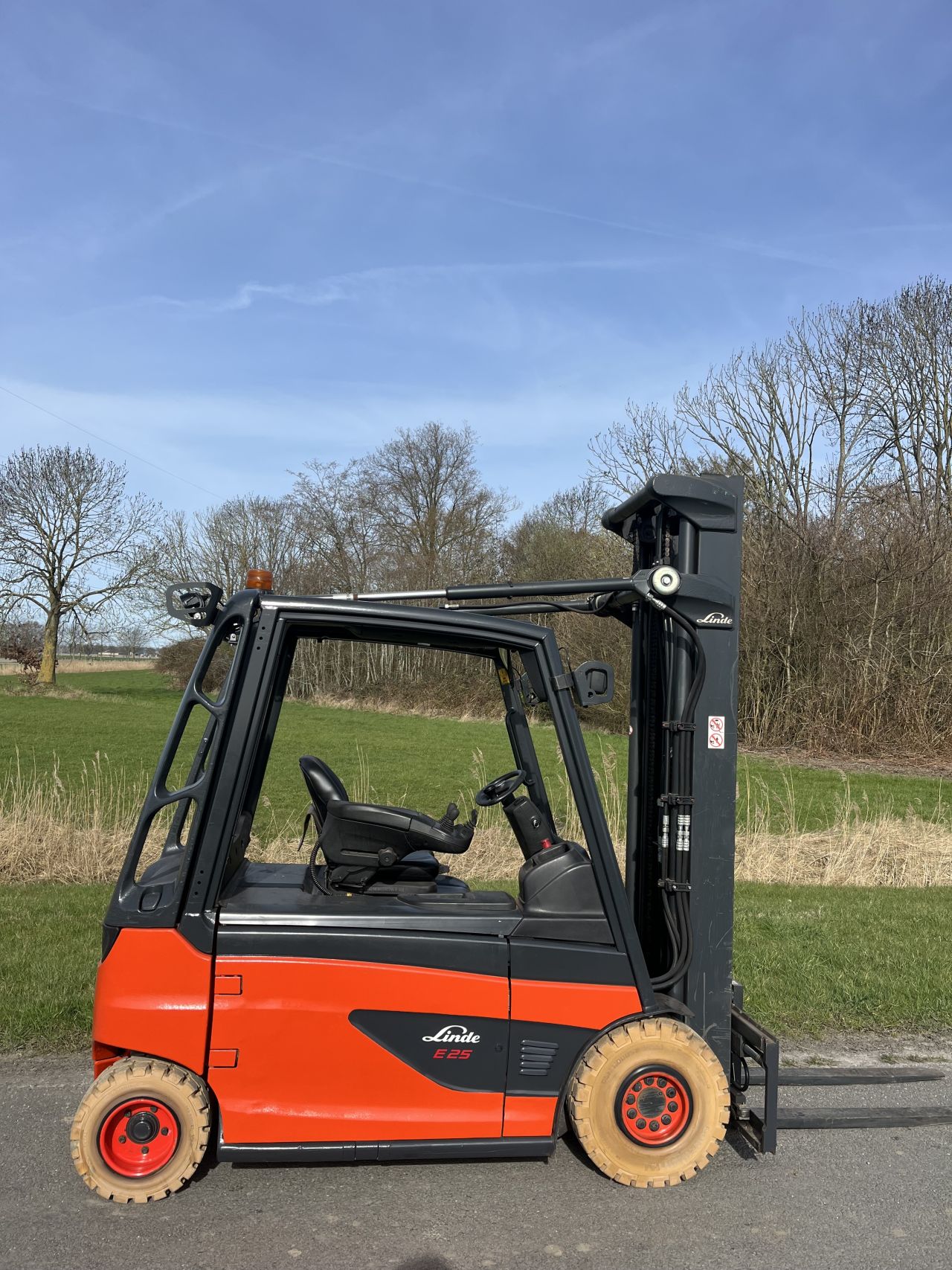 Linde E25L-01 elektrische heftruck triplo sideshift