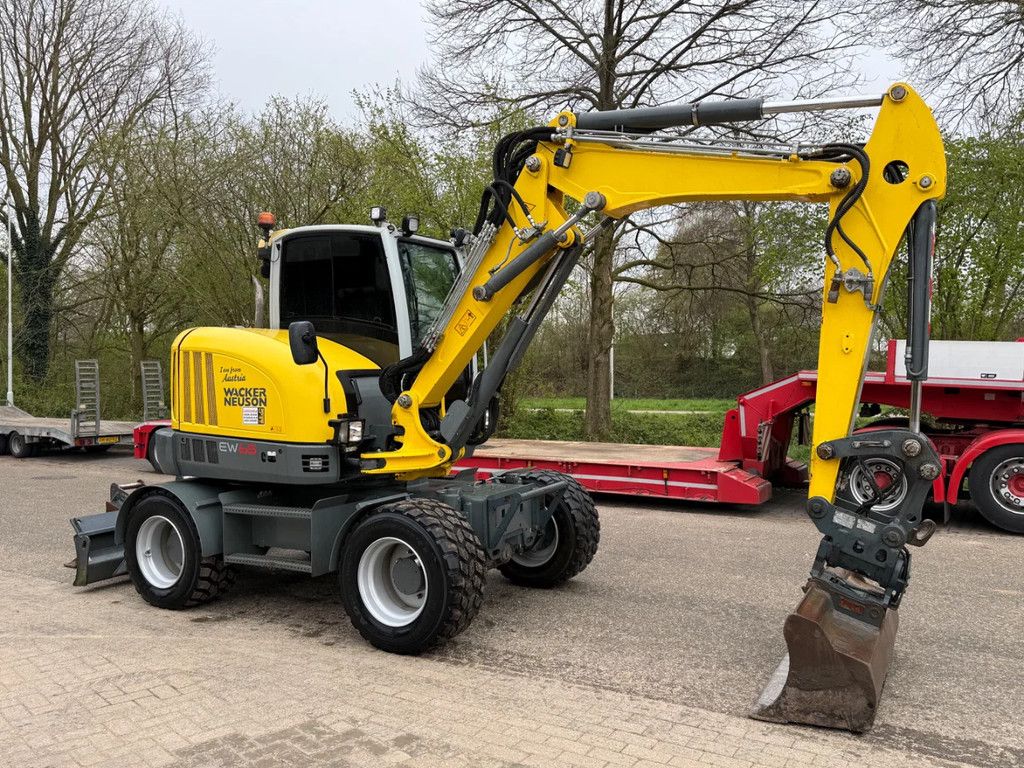 WACKER NEUSON EW65