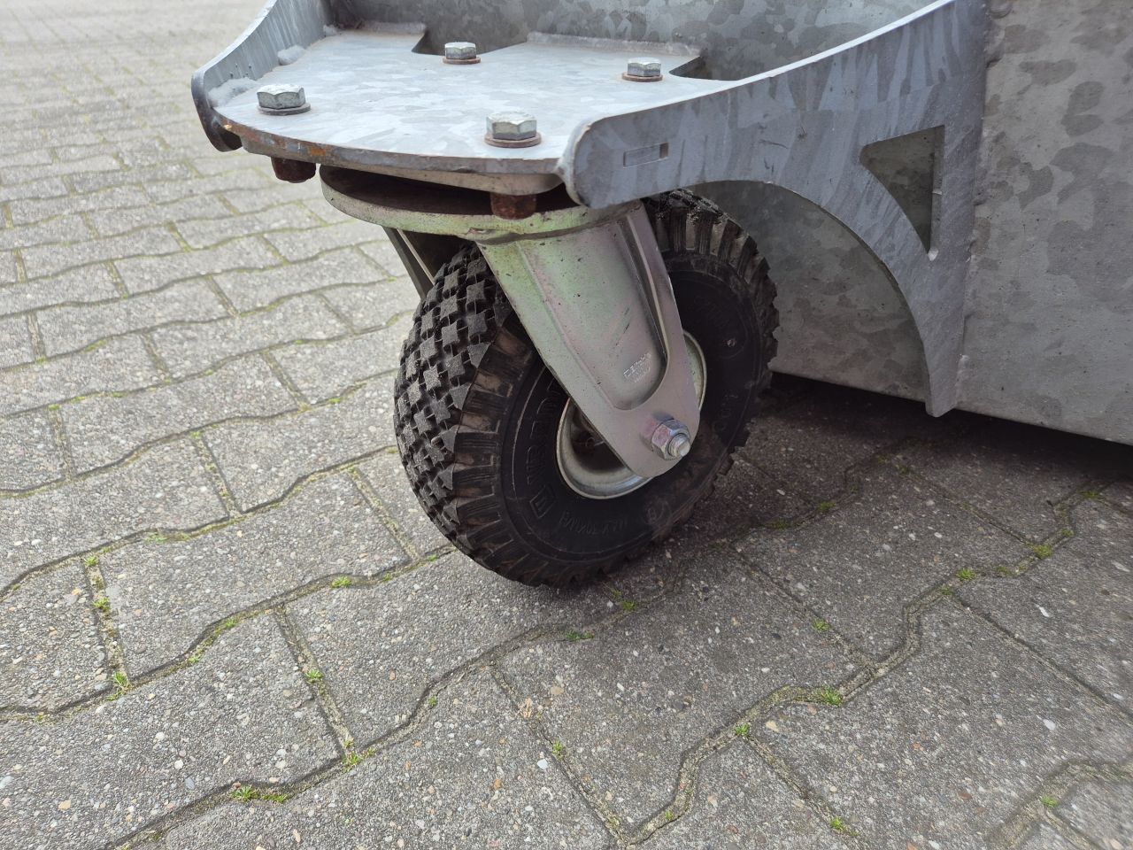 ZOCON VM-150 VEEGMACHINE MINI SHOVEL BOUWJAAR 2018