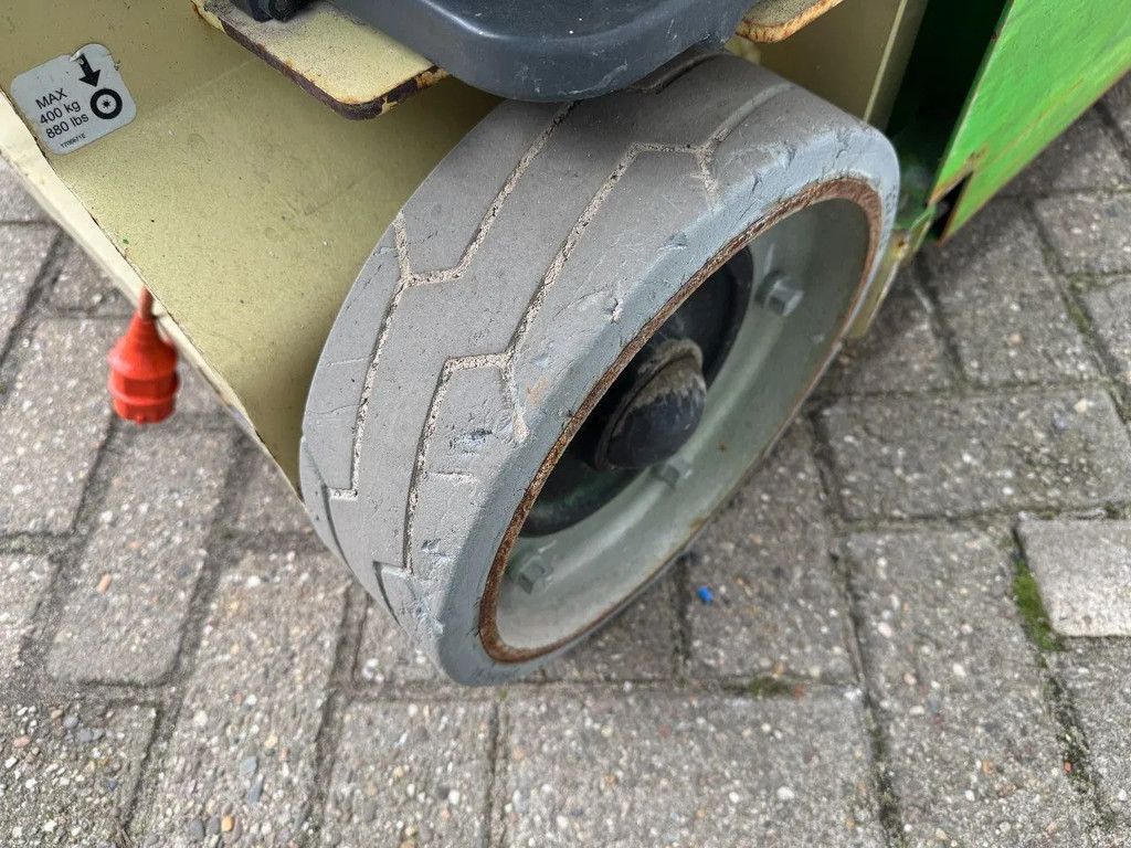 JLG 1230ES Hoogwerker Masthoogwerker