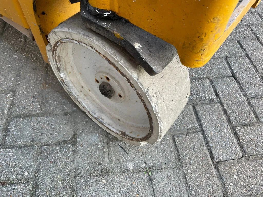 Haulotte Compact 8W Hoogwerker Schaarhoogwerker