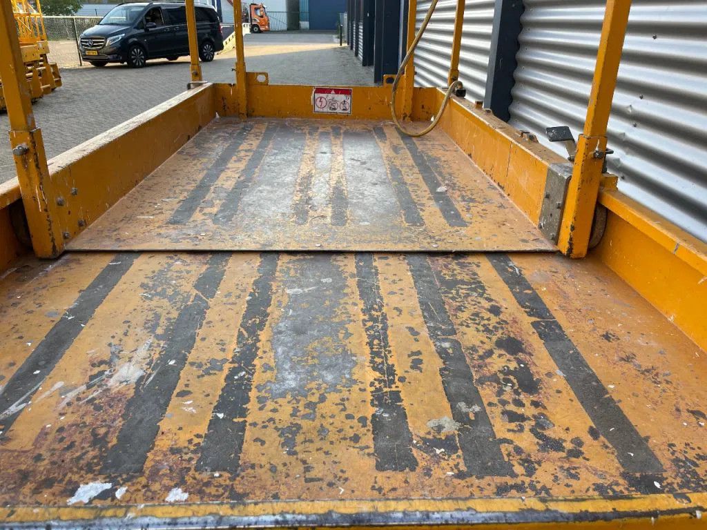 Haulotte Compact 8W Hoogwerker Schaarhoogwerker