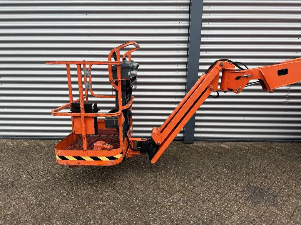 JLG E300AJPN Hoogwerker Knikarmhoogwerker