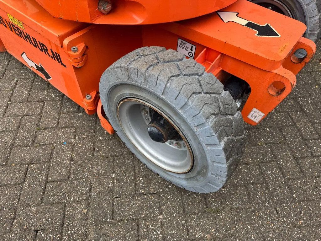 JLG E300AJPN Hoogwerker Knikarmhoogwerker