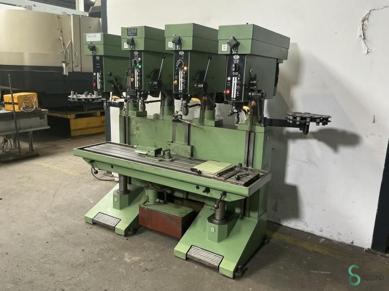 Reihenbohrmaschinen Aciera 22 VA - 22 VG