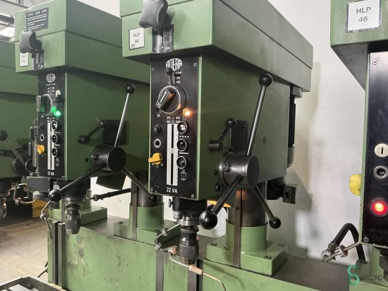 Reihenbohrmaschinen Aciera 22 VA - 22 VG