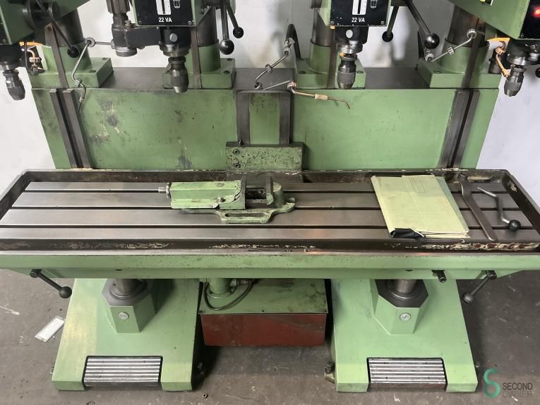 Reihenbohrmaschinen Aciera 22 VA - 22 VG