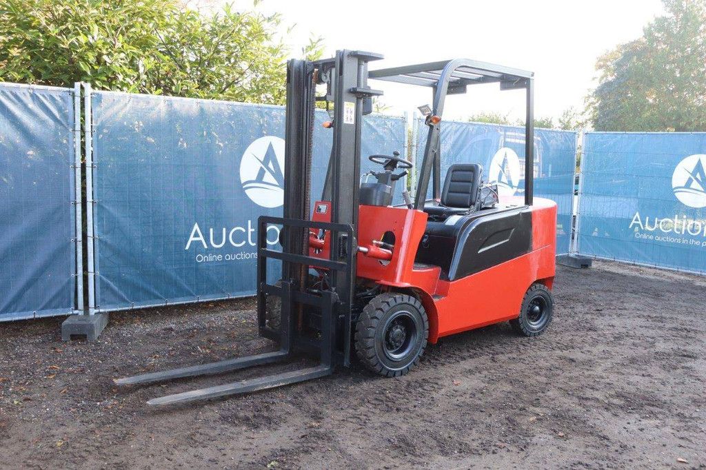 Gabelstapler IHI GPD30 Elektro 3000kg Neu