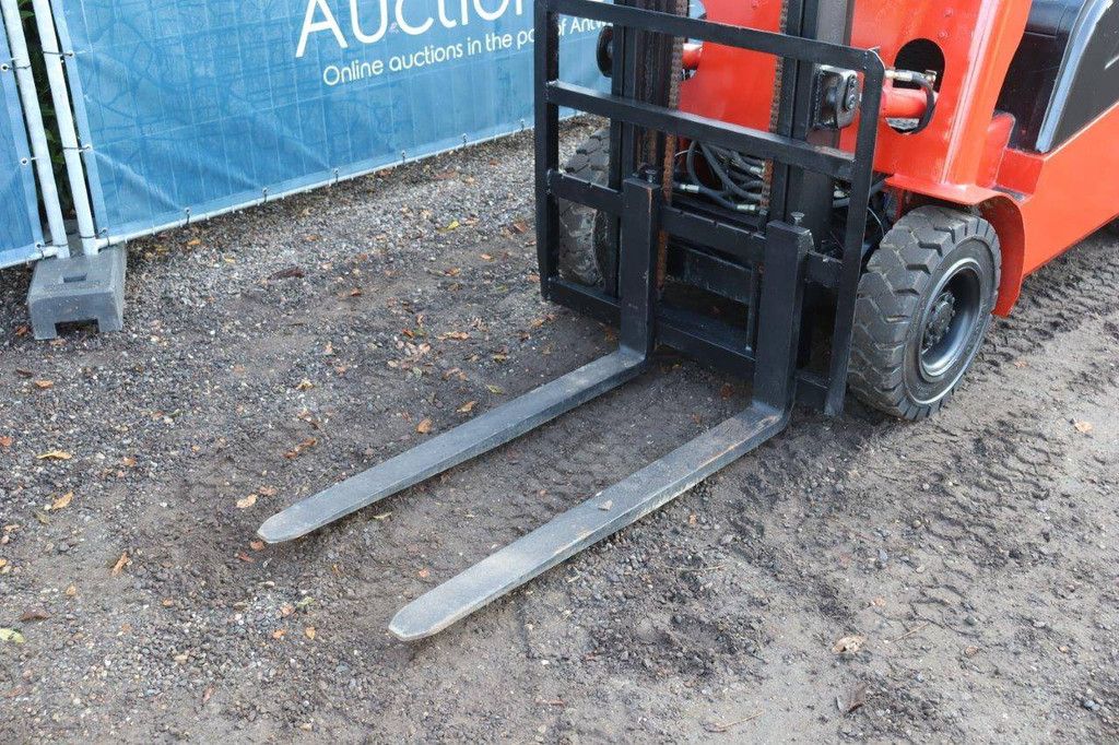 Gabelstapler IHI GPD30 Elektro 3000kg Neu