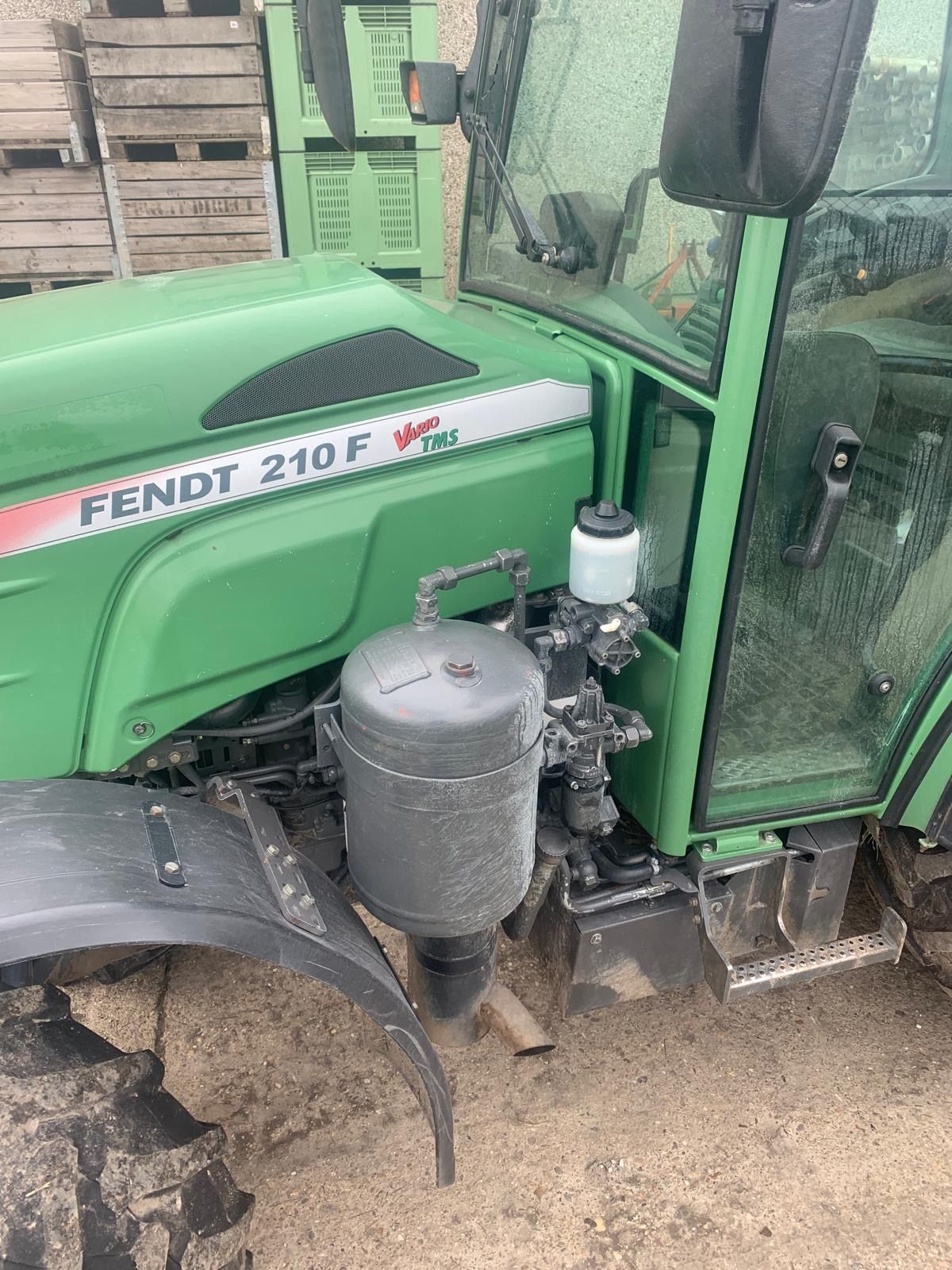 Fendt 210 F vario profi