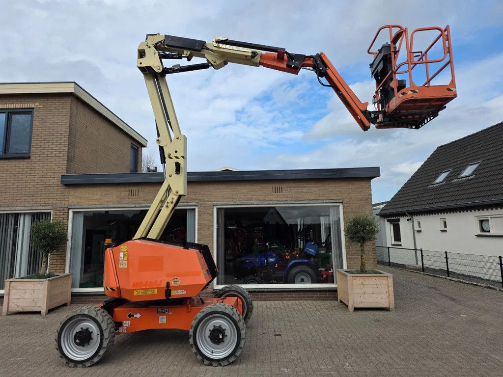 JLG H340aj elektrisch en diesel hoogwerker