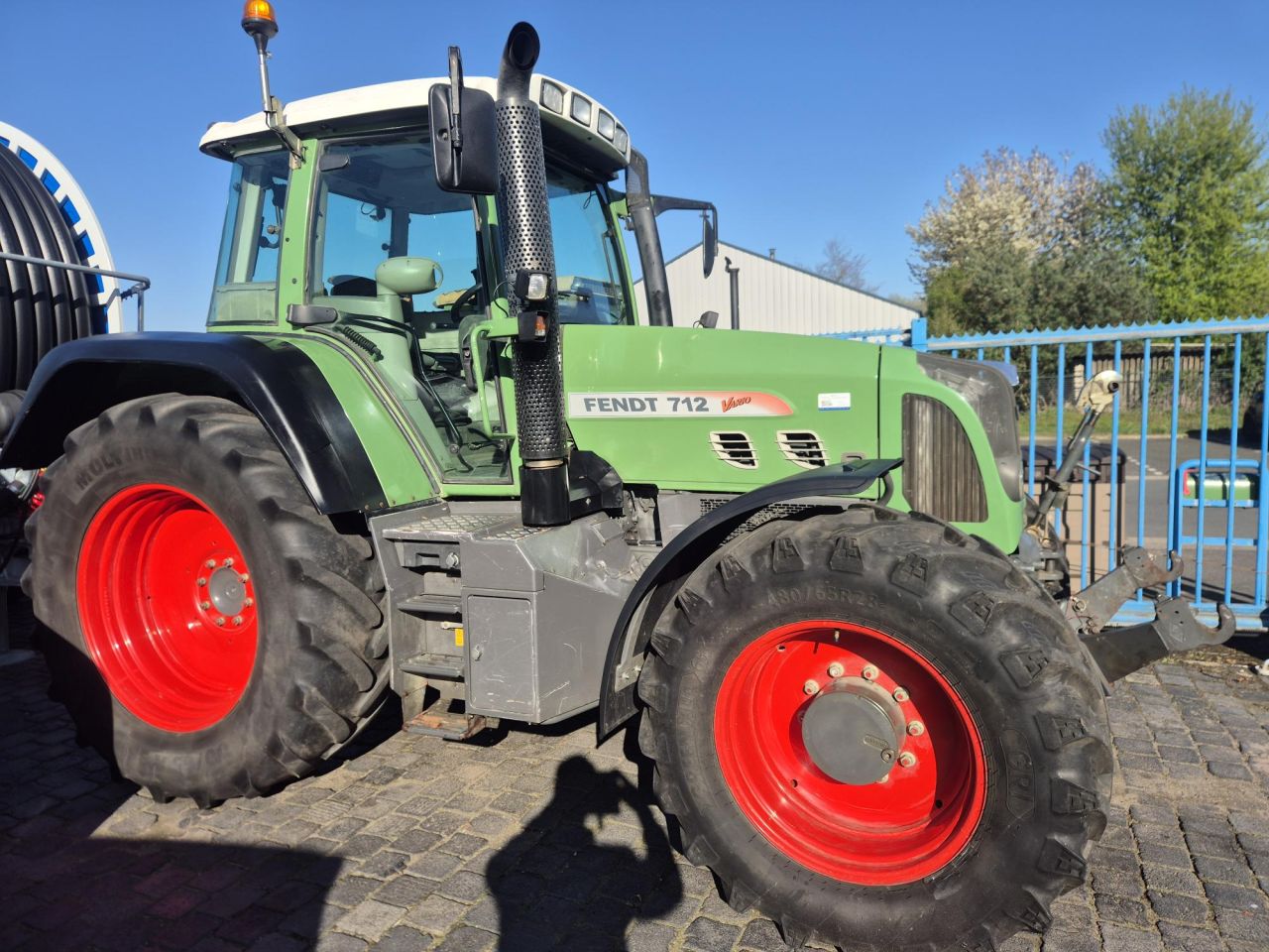 Nette fendt 712 tms com 3