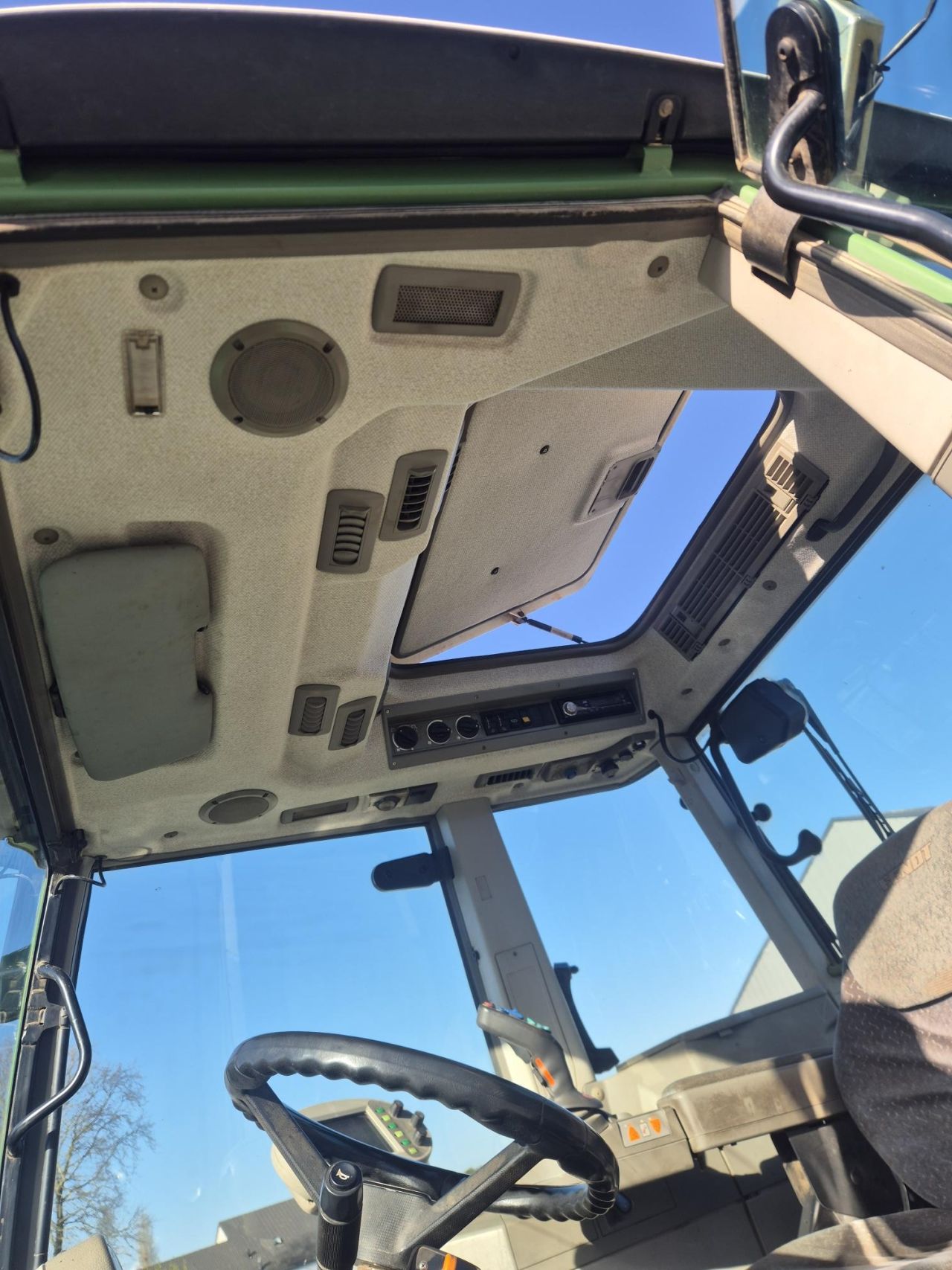 Nette fendt 712 tms com 3