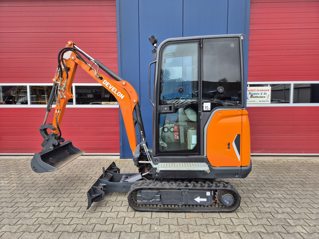 DOOSAN / DEVELON DX19 GRAAFMACHINE BJ 2020 SLECHTS 1800 UUR