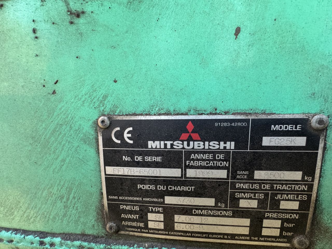 Mitsubishi FG25K gas heftruck