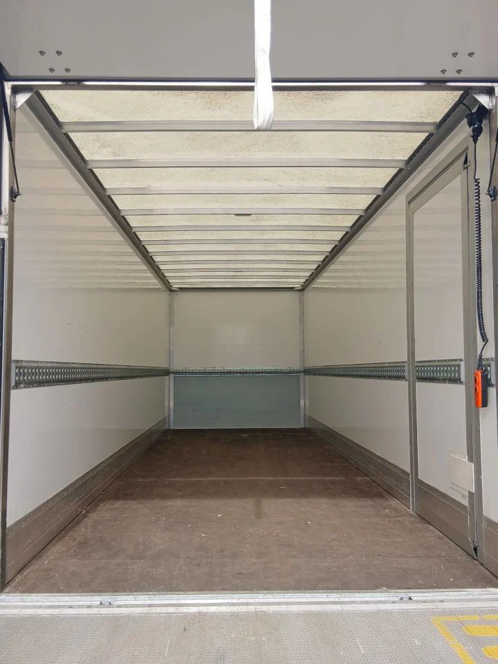 Ford Transit Gesloten oplegger 6,5 m.