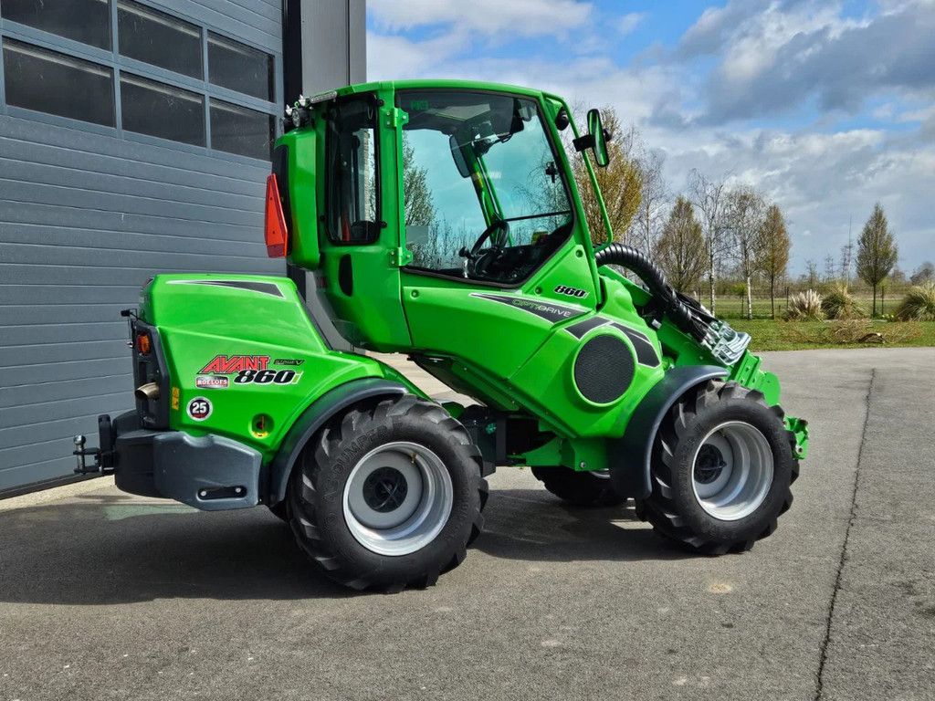 Avant 860i GTX Cabine