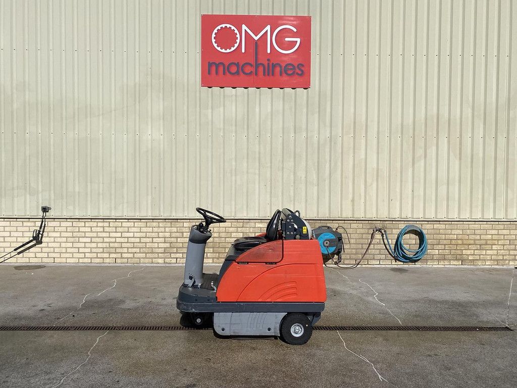 2015 Hako Sweepmaster P980 RH, Veegmachine