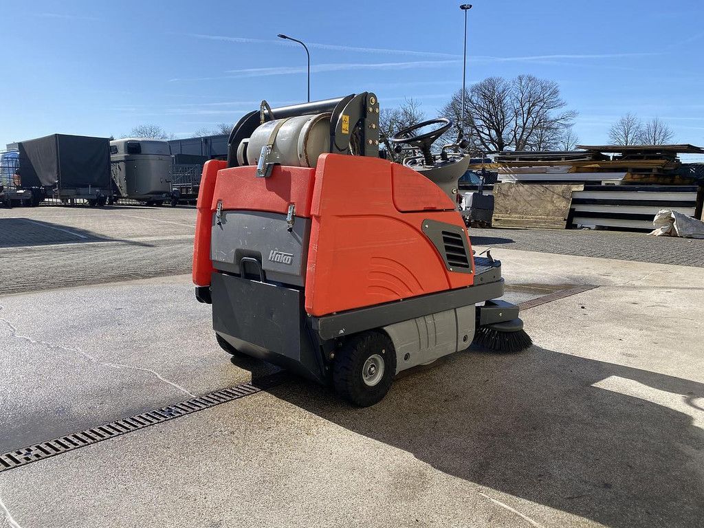 2015 Hako Sweepmaster P980 RH, Veegmachine