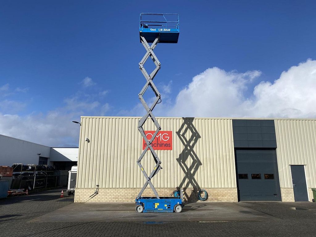 2010 Genie GS3246, Schaar hoogwerker, 12 meter