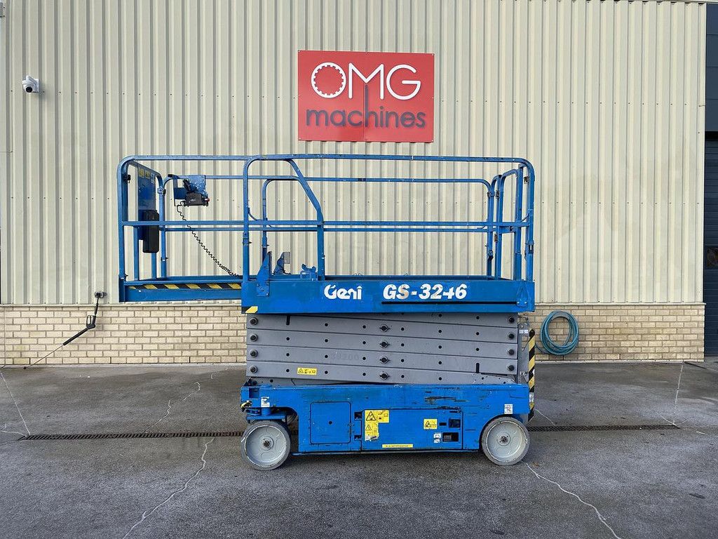 2010 Genie GS3246, Schaar hoogwerker, 12 meter