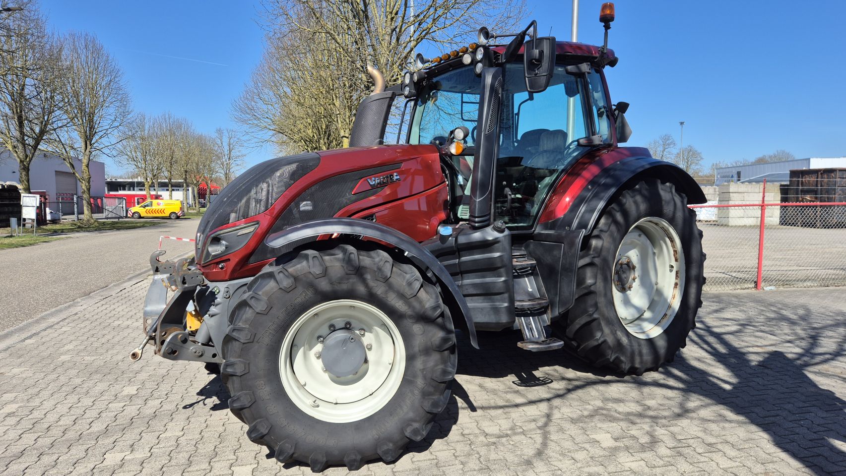 VALTRA T174 Versu Unlimited 50Kmh. Lucht, Fronthef en PTO