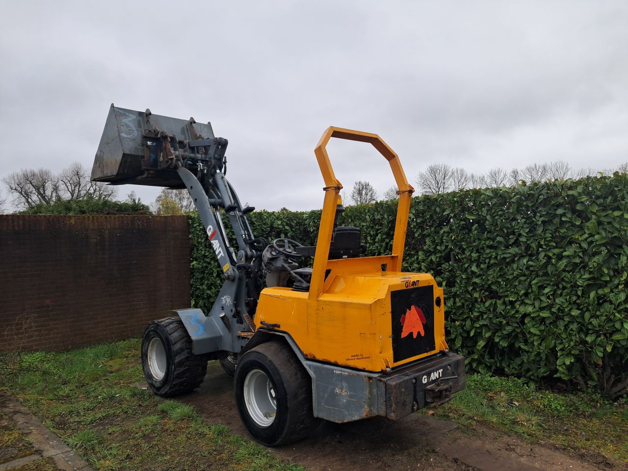 Giant V451T X-tra / Kubota / Kniklader / Mini Shovel