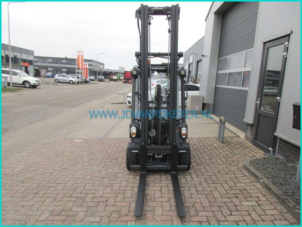 Linde E18-02 evo 5355uur triplex6.47m+shift+accu70%