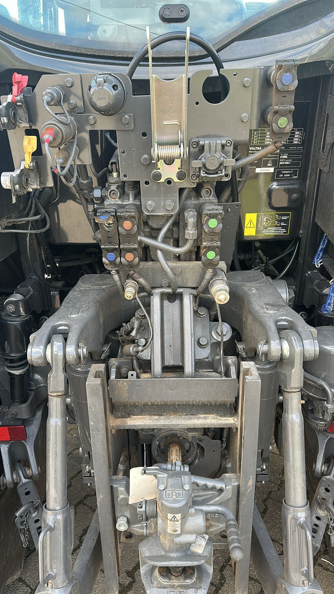 Valtra G125 Active met kruipbak