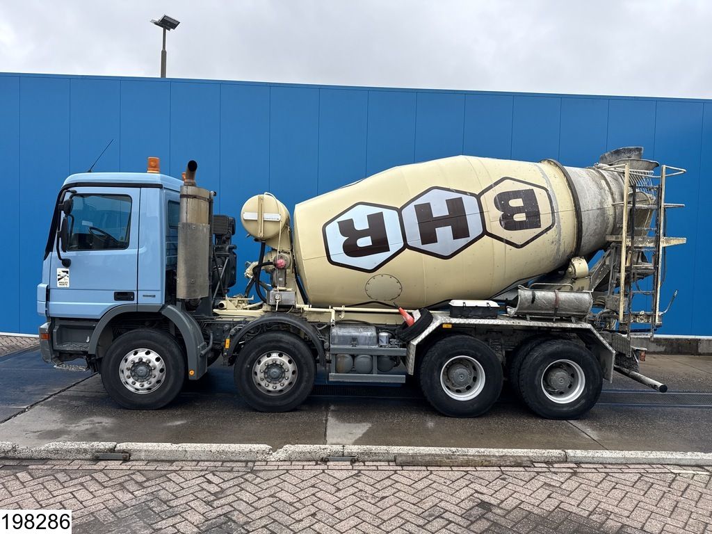 Mercedes Actros 3236 8x4, EPS, Liebherr 8m3