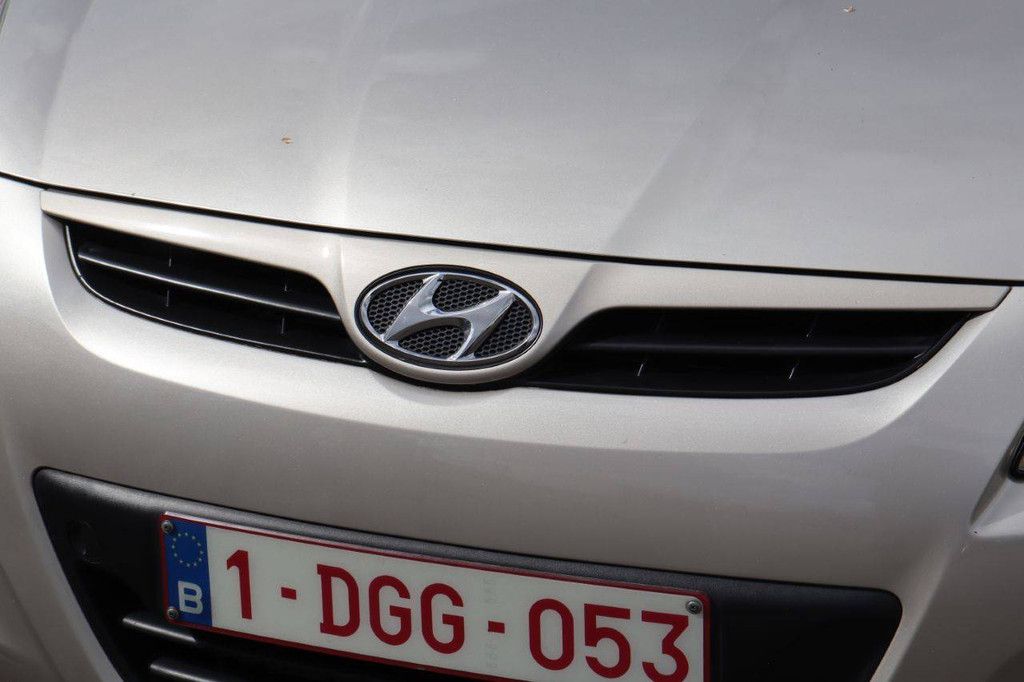 Hyundai i20 Petrol 78hp Passenger Car 2012 (Margin)