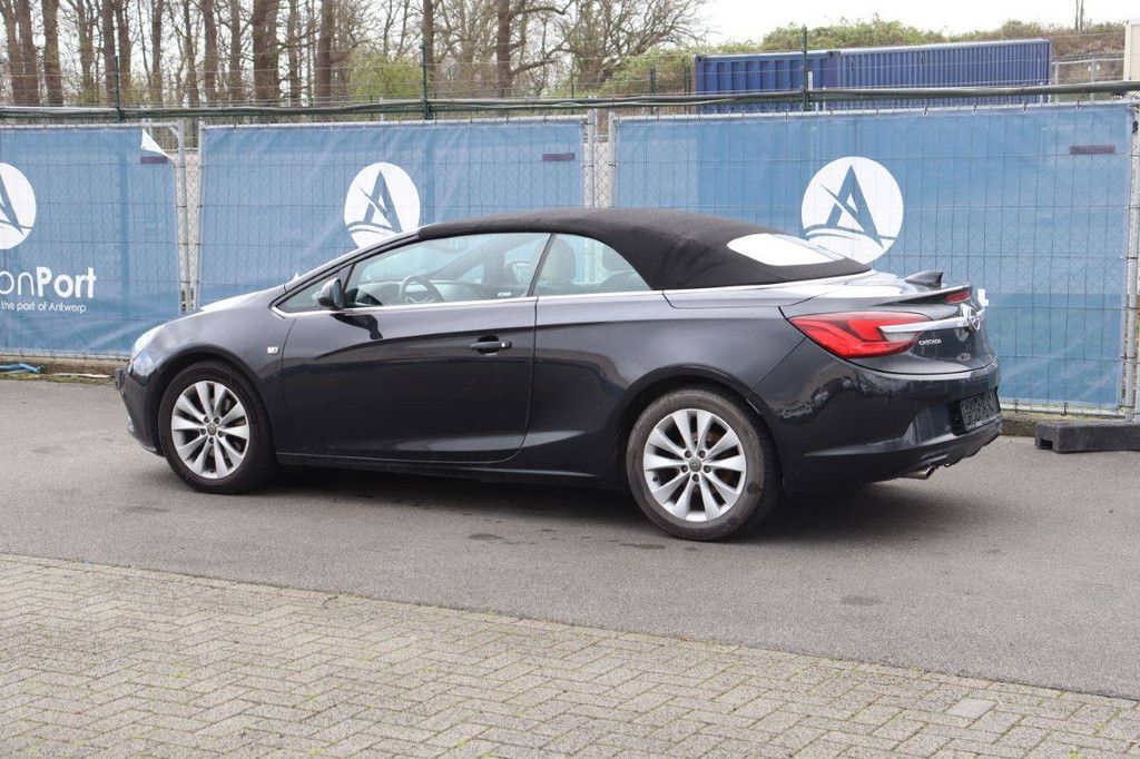 Convertible Opel Cascada Petrol 140hp 2016 (Margin)