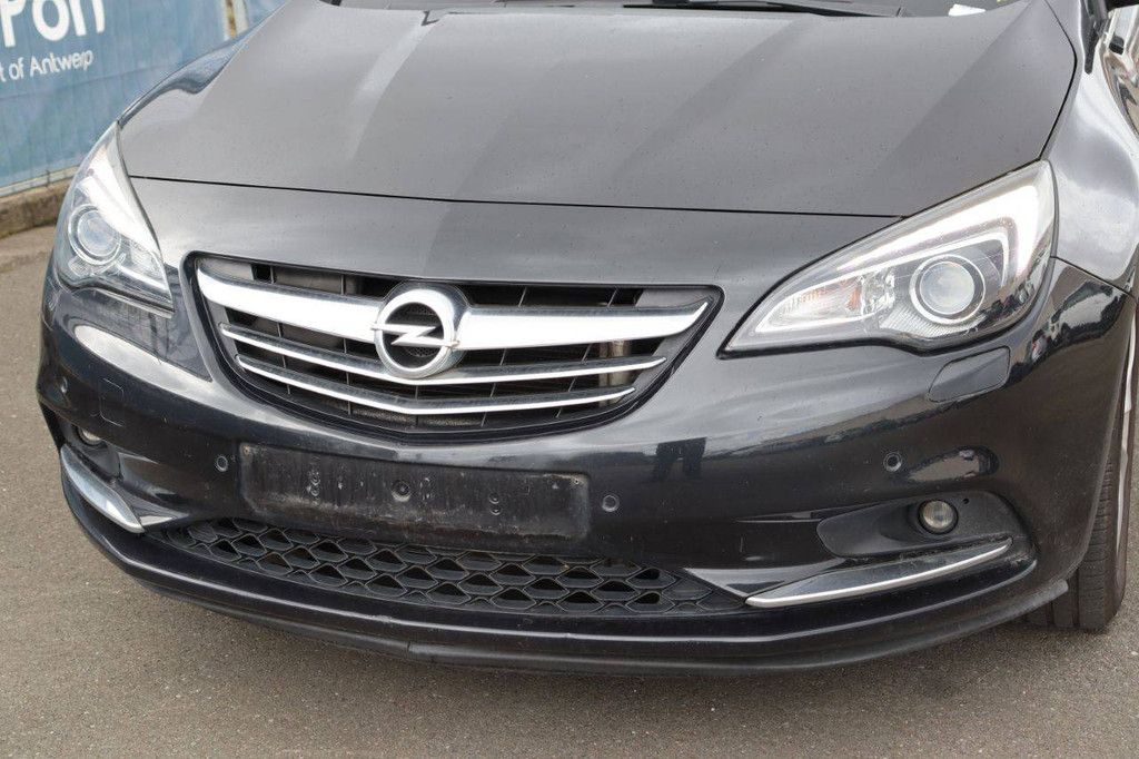 Convertible Opel Cascada Petrol 140hp 2016 (Margin)