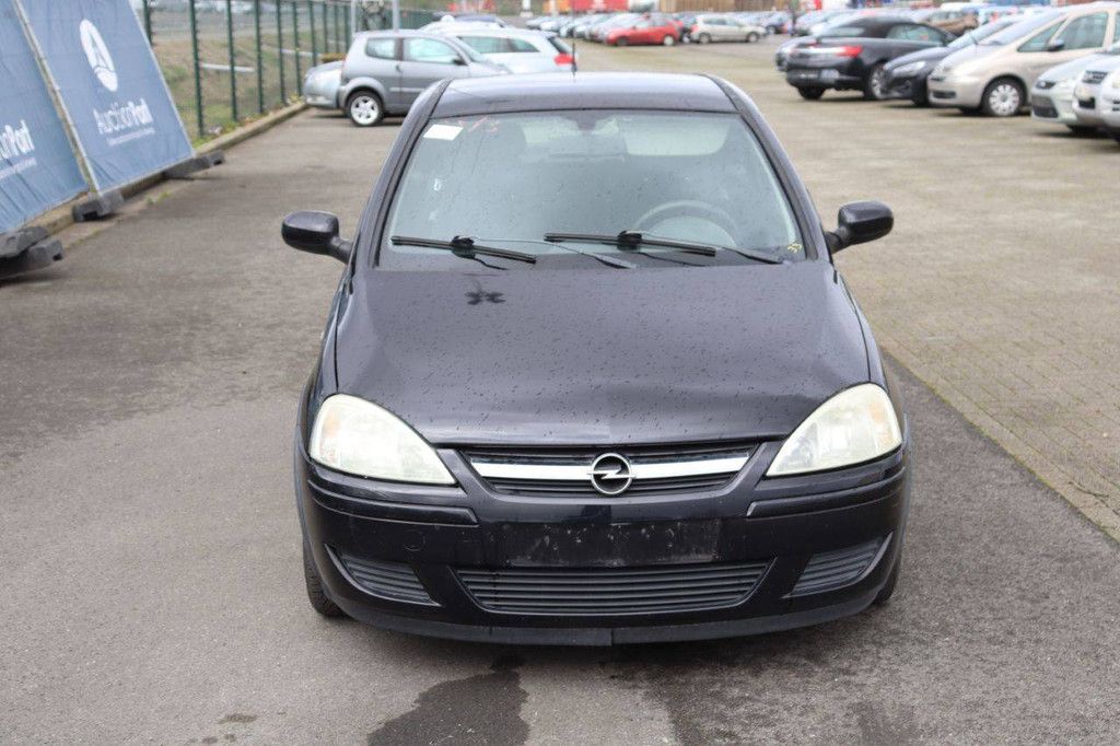 Passenger car Opel Corsa Diesel 70hp 2005 (Margin)