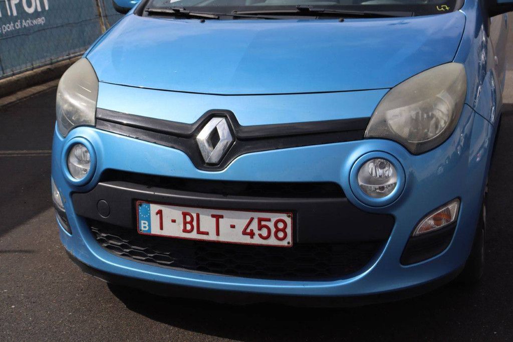 Passenger car Renault Twingo Petrol 75hp 2013 (Margin)