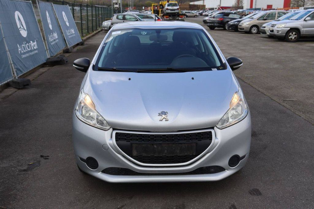 Pkw Peugeot 208 Benzin 82 PS 2015 (Margin)